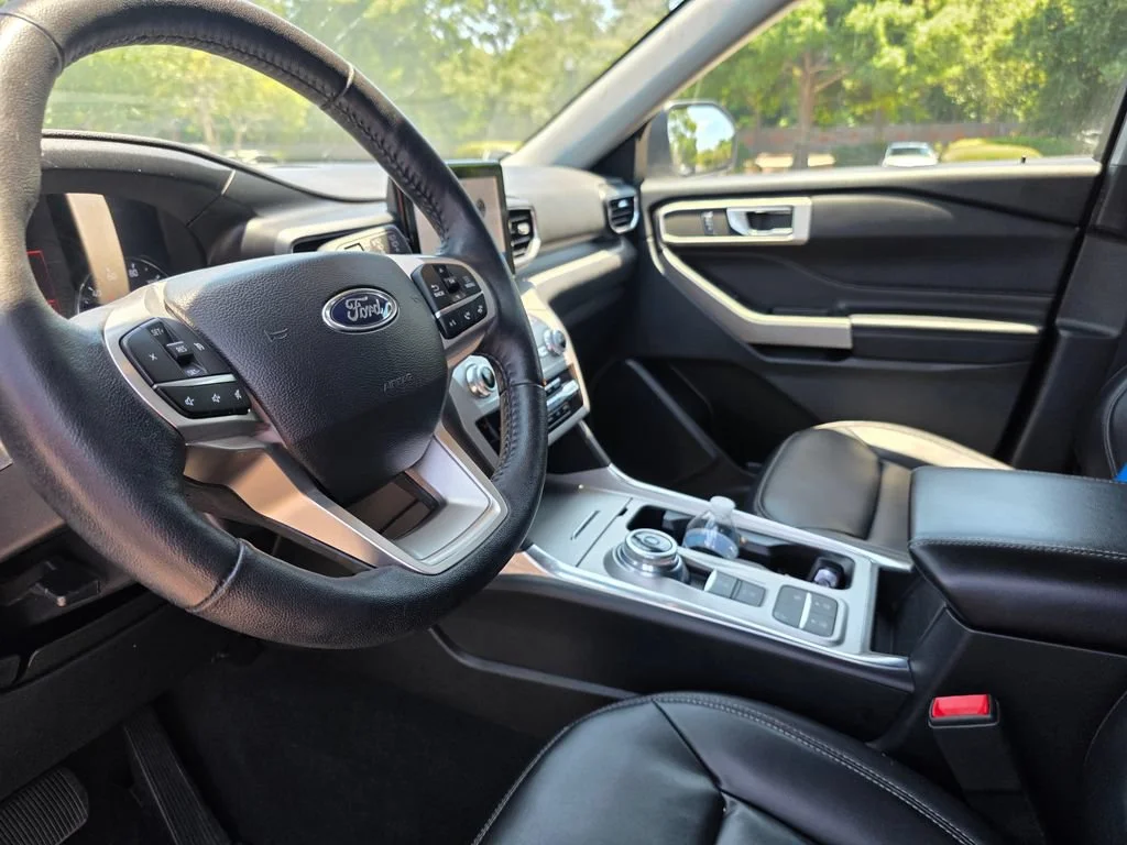Used 2023 White Ford XLT image 14