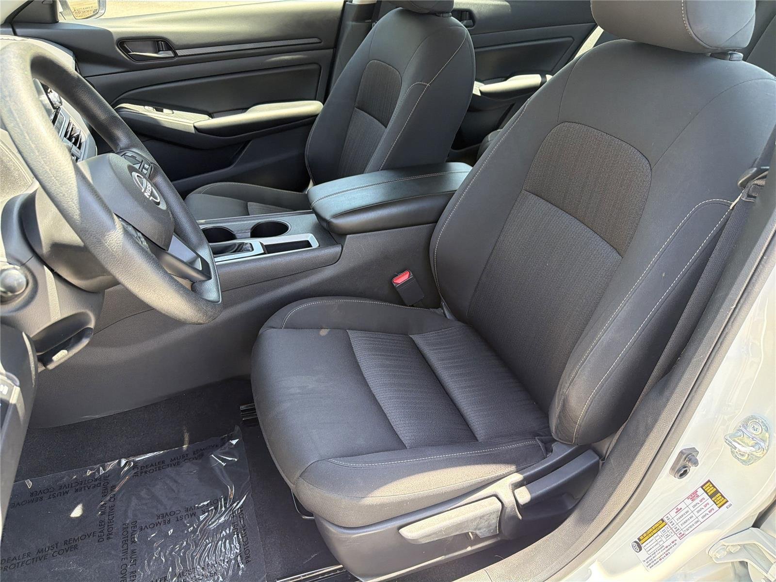 Used 2023 Glacier White Nissan 2.5 S image 18