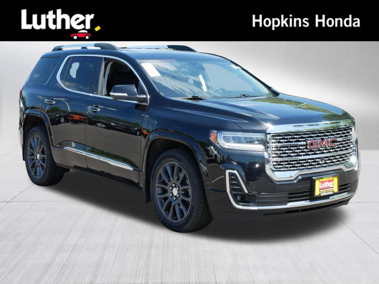 2023 GMC Acadia Denali AWD's photo