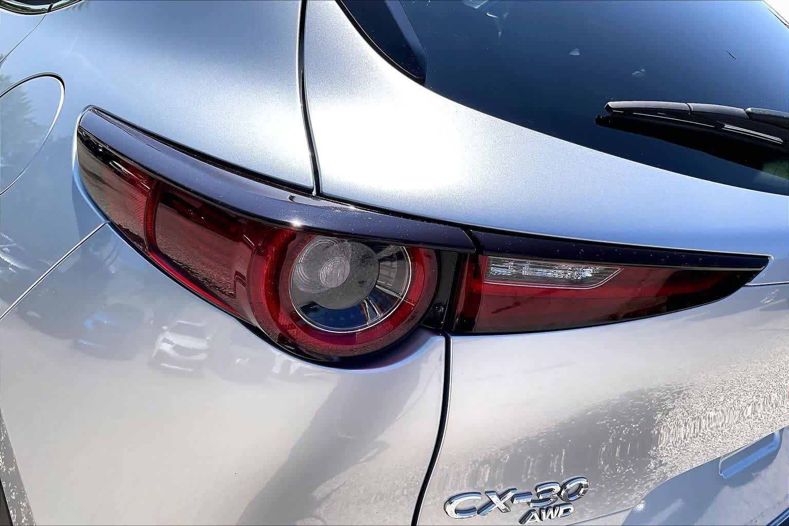 Used 2021 Sonic Silver Metallic Mazda Select image 26