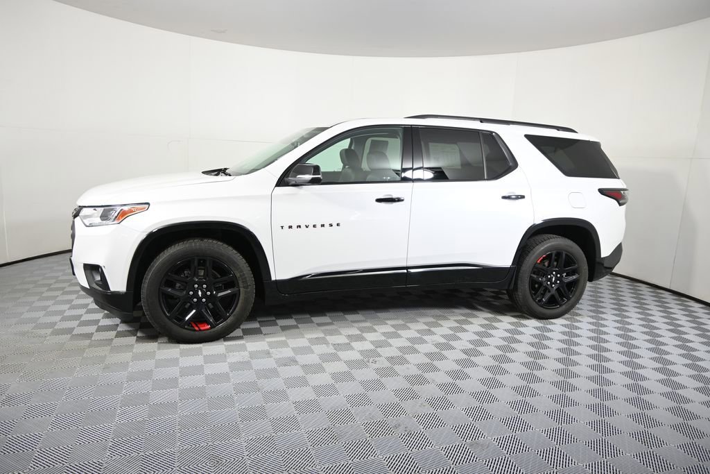 Used 2021 Chevrolet Traverse Premier with VIN 1GNEVKKW4MJ169708 for sale in Forest Lake, Minnesota