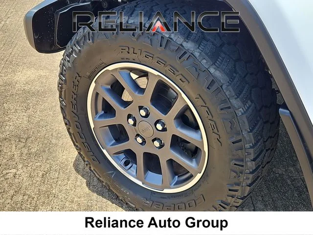 Used 2020 White Jeep Overland image 7