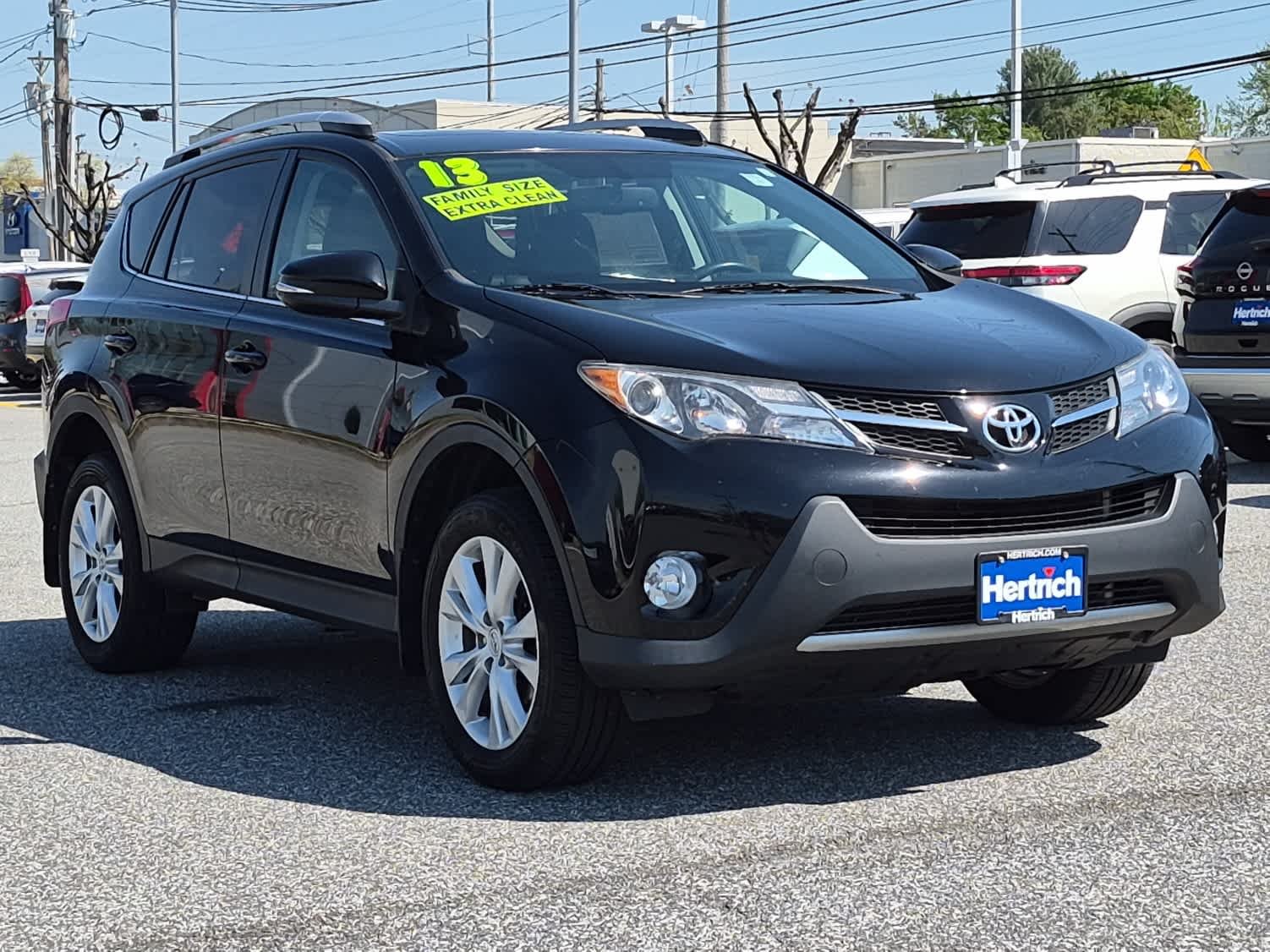 Used 2013 Toyota RAV4 Limited with VIN 2T3YFREV9DW061200 for sale in Newark, DE