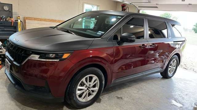 2023 Kia Sedona LX Seat Pkg's photo