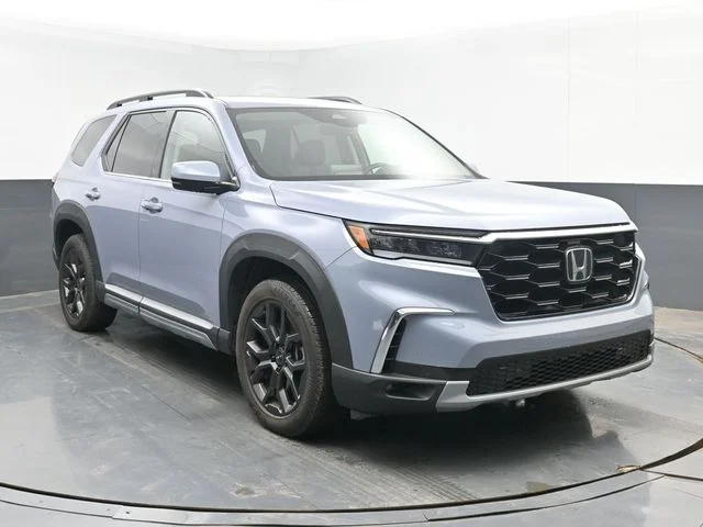Used 2025 Gray Honda Touring image 1