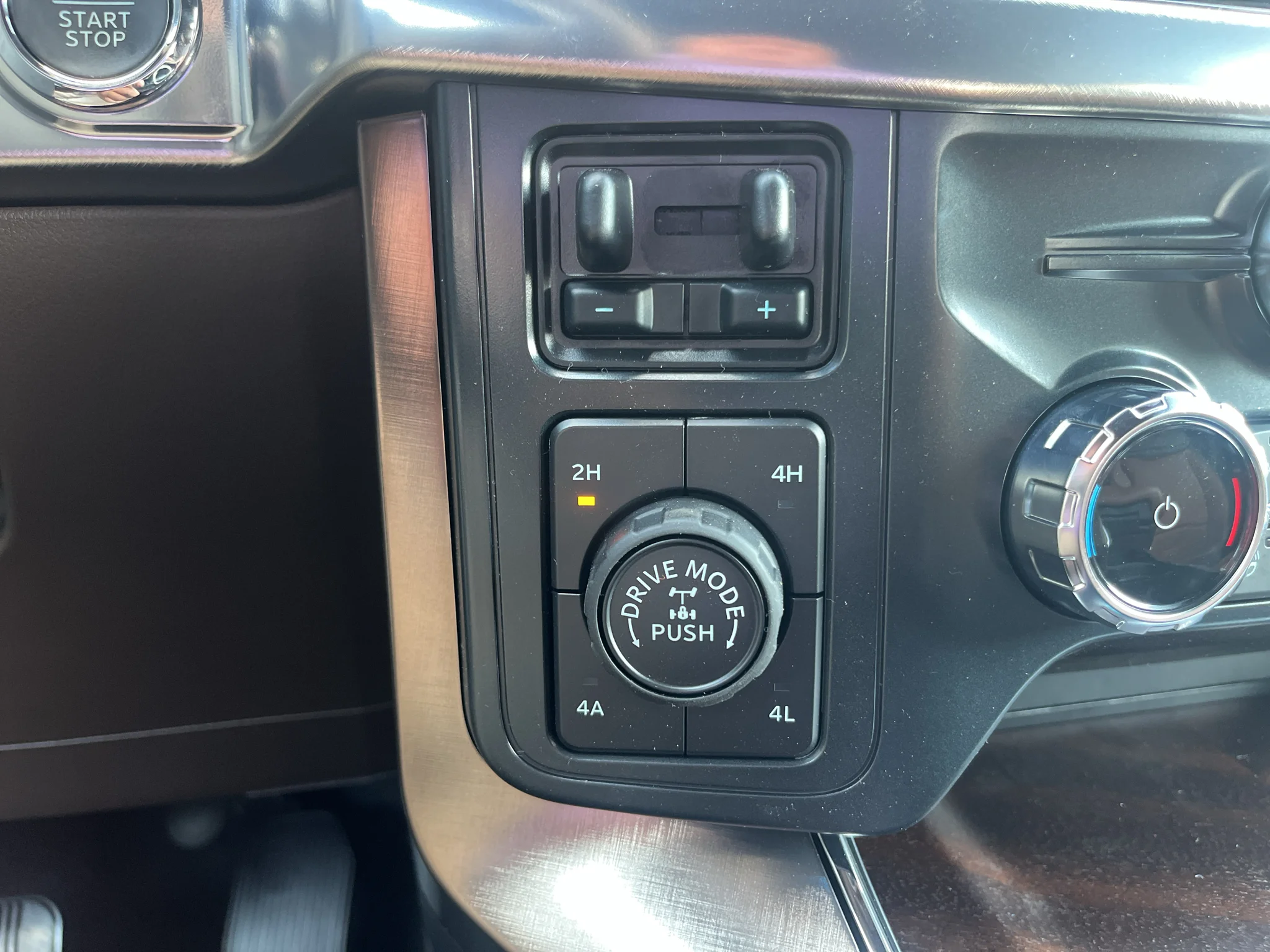 New 2026 Ruby Red Metallic Tinted Clearcoat Ford King Ranch® image 14
