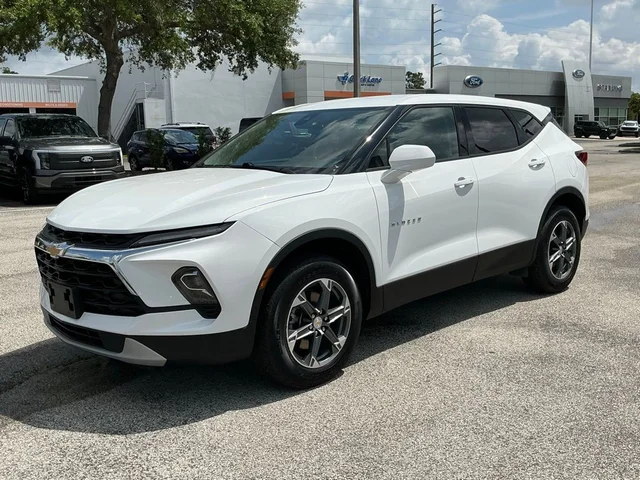 2025 Chevrolet Blazer LT