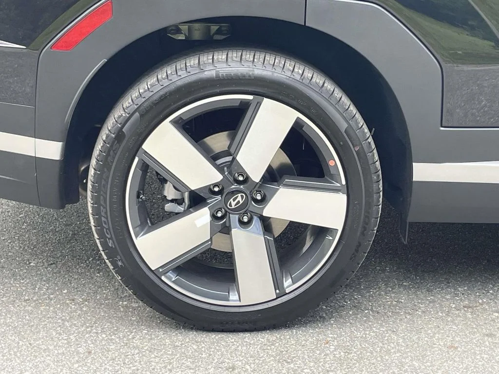 New 2026 Black Hyundai Limited image 7