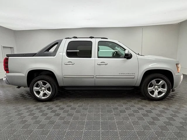 Used 2012 SILVER ICE METALLIC Chevrolet LT image 7