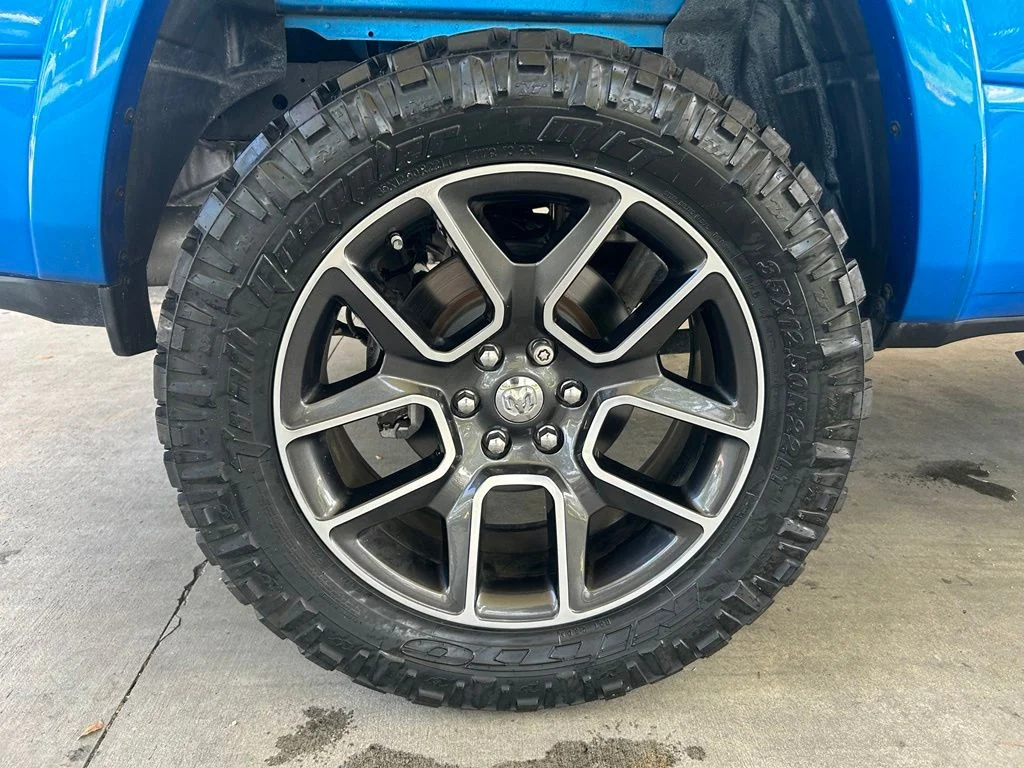 Used 2020 Blue Ram Laramie image 24