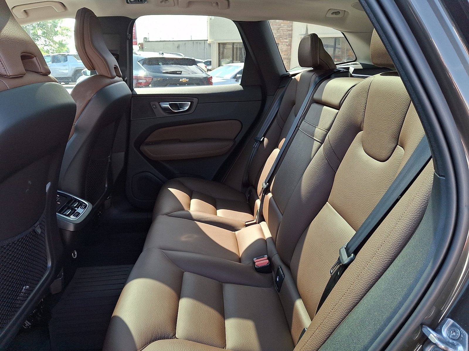 Used 2020 Pine Grey Metallic - 724 Volvo T5 Inscription image 10