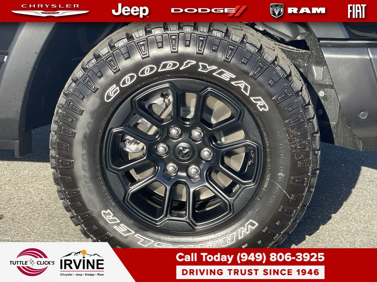 New 2026 Diamond Black Crystal Pearl-Coat Exterior Paint RAM Rebel image 10
