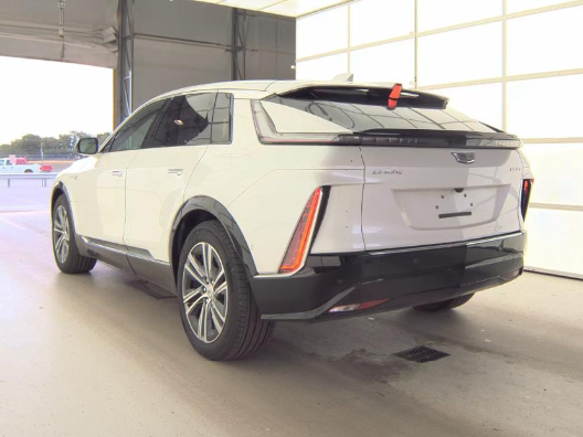 Used 2024 Cadillac LYRIQ Luxury 1 with VIN 1GYKPPRL0RZ121012 for sale in Ottawa, KS