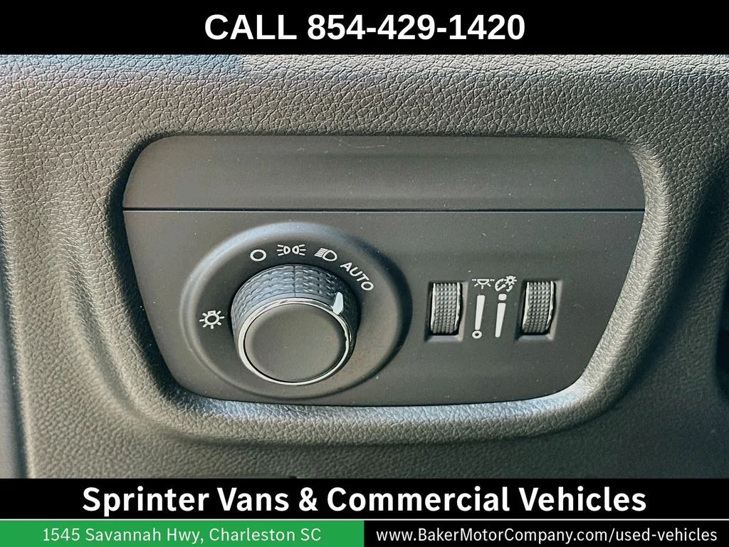 2023 Jeep Grand Cherokee Altitude - Photo 11