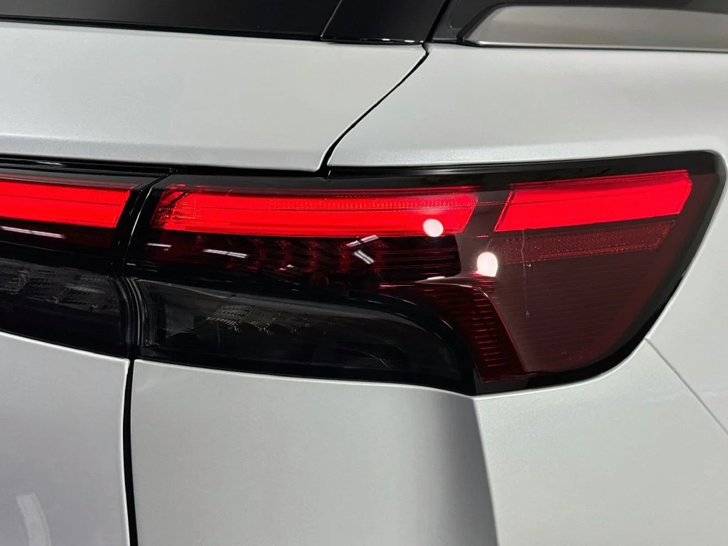 Certified Used 2027 White INFINITI LUXE image 37