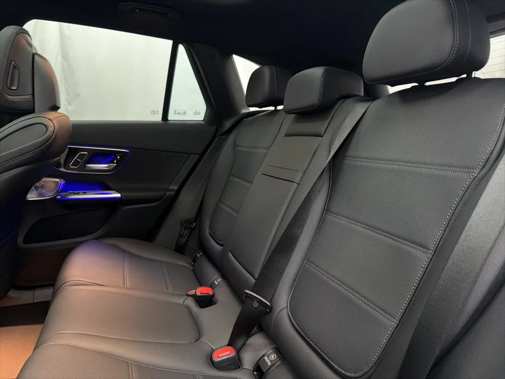 Certified Used 2026 Black Mercedes-Benz GLC 300 image 19