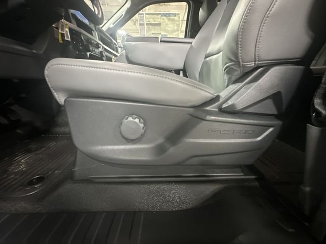 New 2026 Oxford White Ford F-250® XL image 18