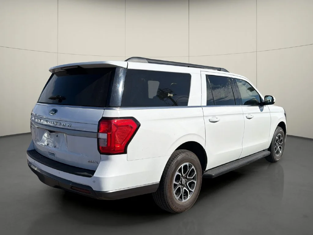 Used 2024 White Ford XLT image 7