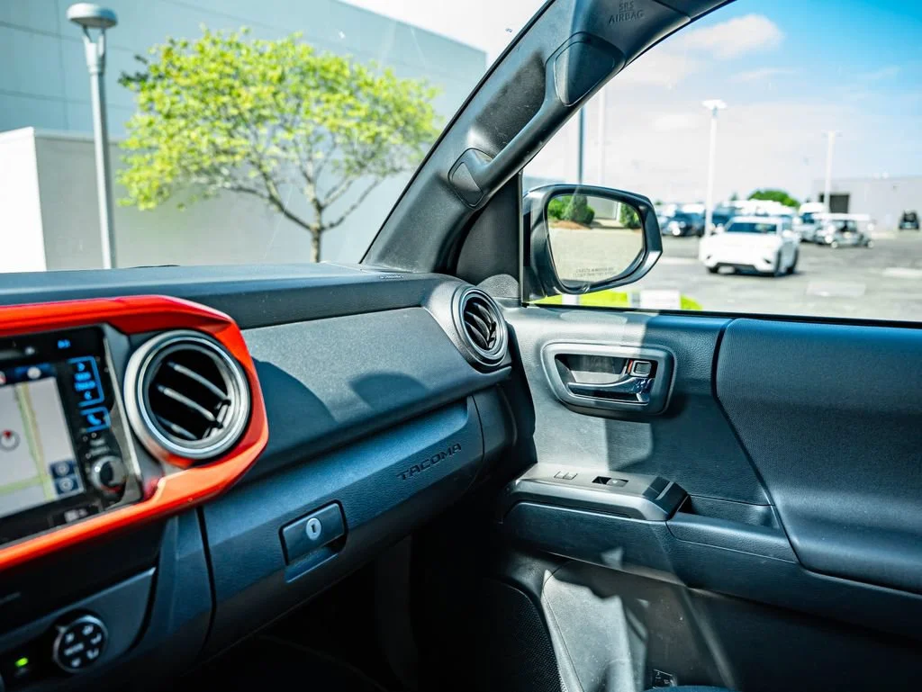 Used 2019 Midnight Black Metallic Toyota TRD Off-Road image 30