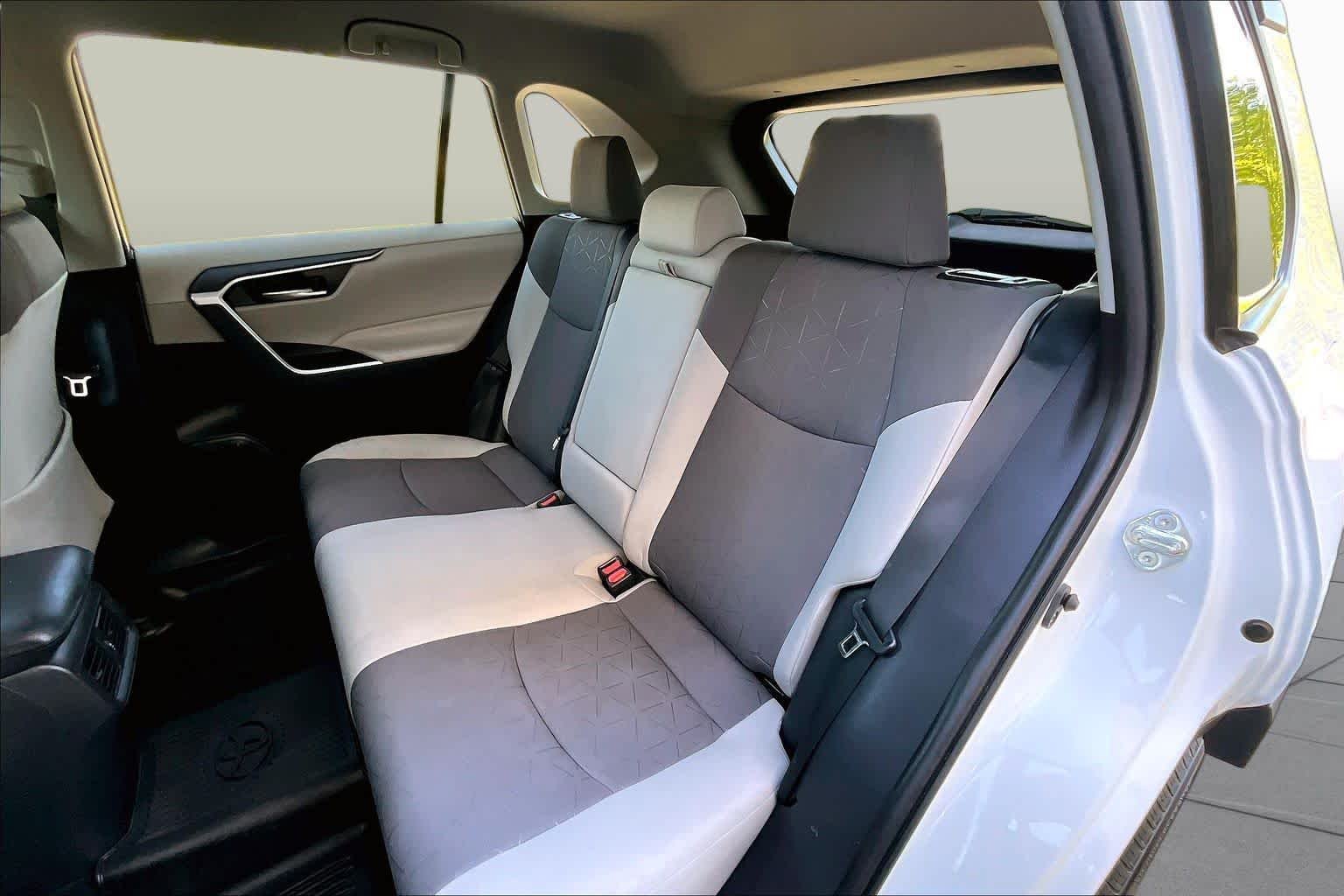 Used 2021 Super White Toyota XLE image 21