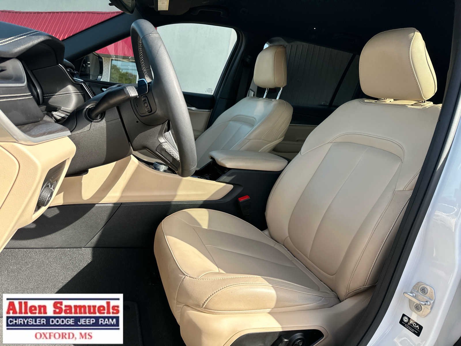 Certified Used 2023 Bright White Clearcoat Jeep Limited image 11