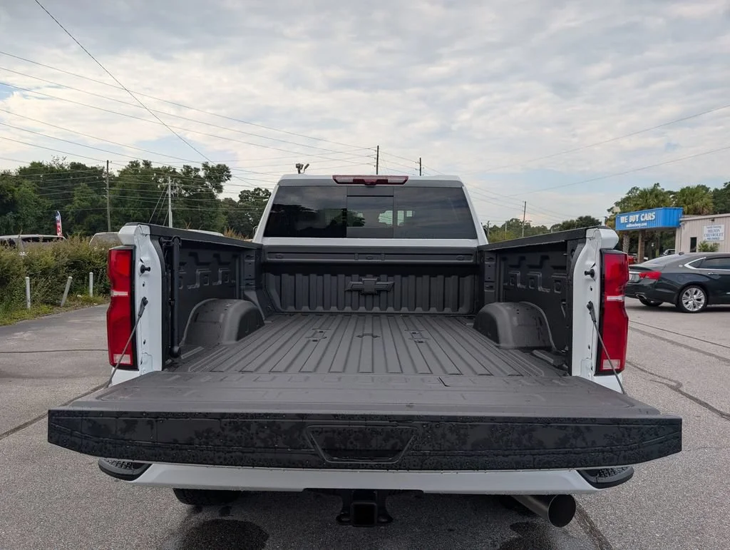 New 2026 Summit White Chevrolet LTZ image 33