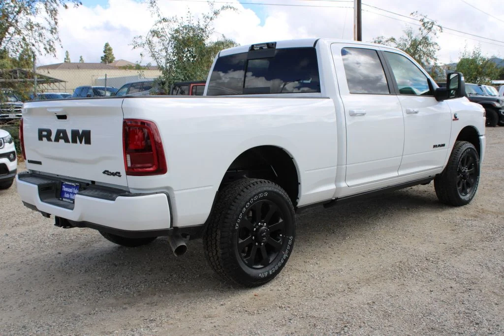 New 2026 Bright White Clear-Coat Exterior Paint Ram Laramie image 4
