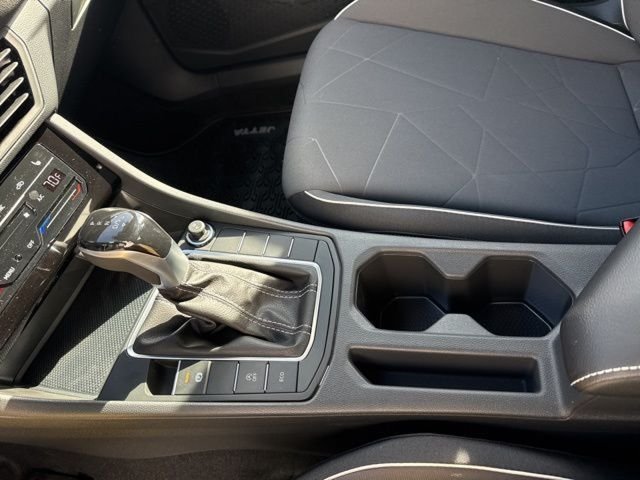 2026 Volkswagen Jetta Sport - Photo 21