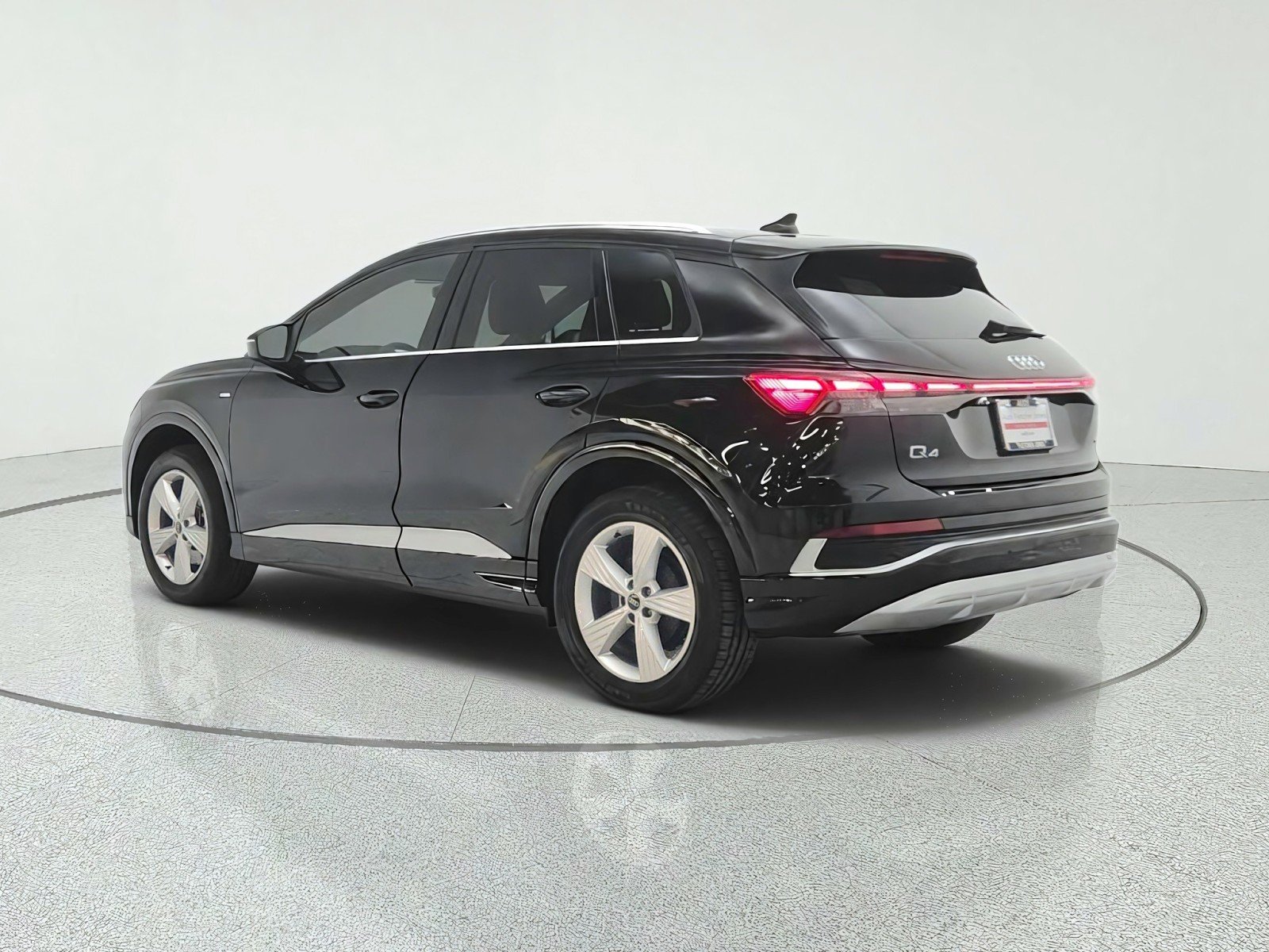Used 2024 Mythos Black Metallic Audi Premium 50 quattro image 7