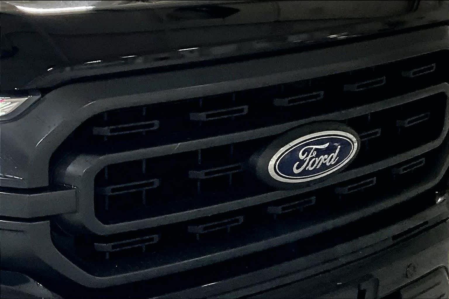 Used 2021 Agate Black Ford XLT image 29