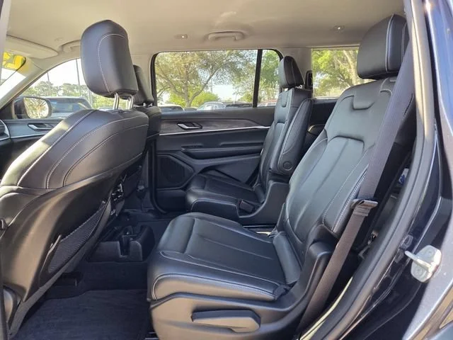 Used 2023 Blue Jeep Limited 4x2 image 13