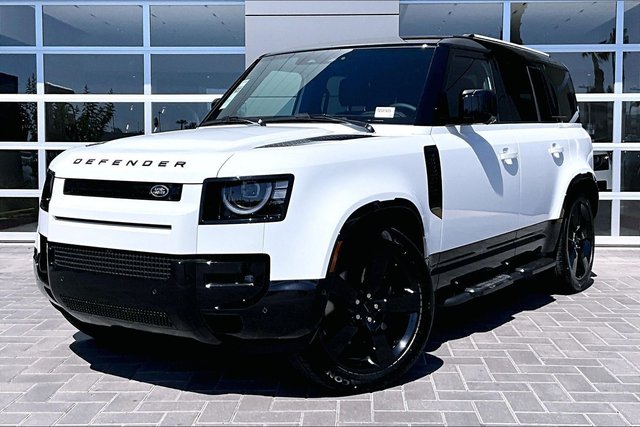 2026 Land Rover Defender 110 X-Dynamic SE