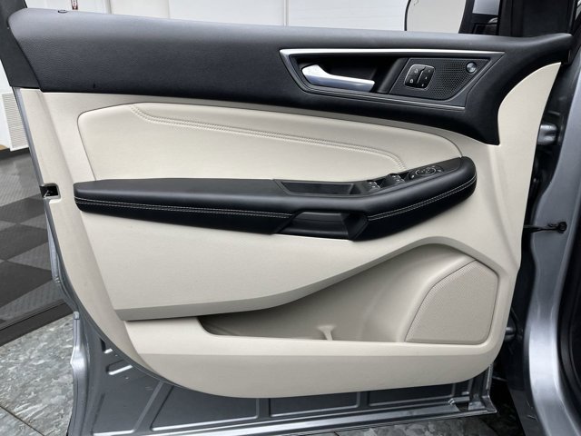 Used 2023 Iconic Silver Metallic Ford Titanium image 6