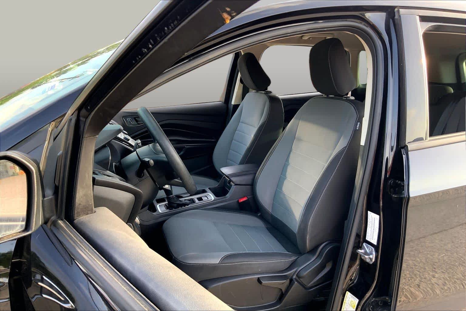 Used 2019 Agate Black Metallic Ford S image 7