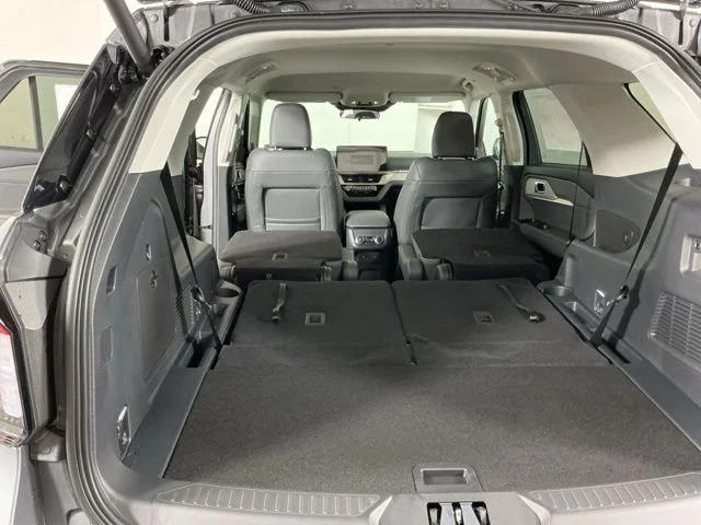 New 2026 Carbonized Gray Metallic Ford Active image 30