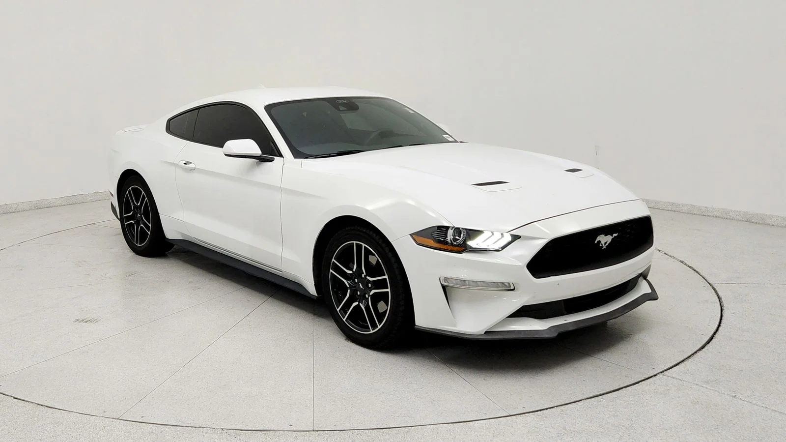 Used 2022 White Ford EcoBoost Premium image 1
