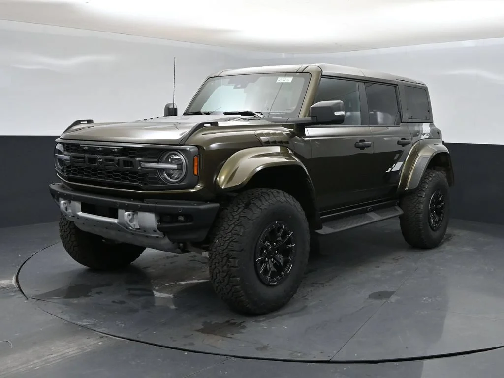 Used 2025 Green Ford Raptor image 5