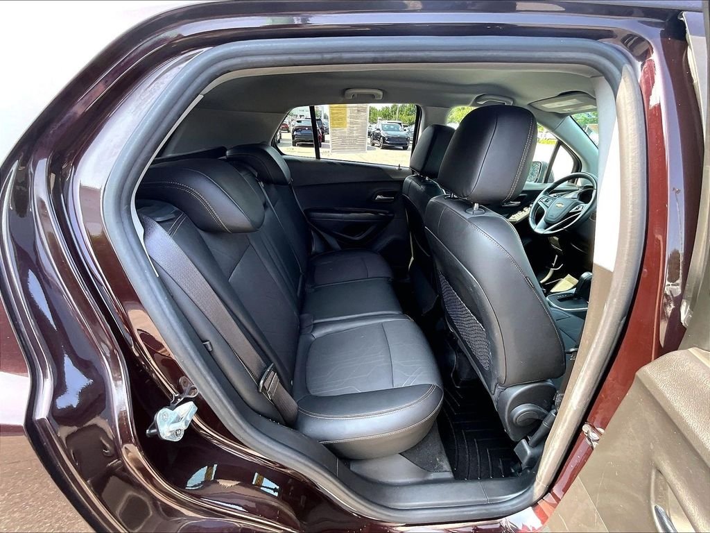 Used 2021 Red Chevrolet LT image 16