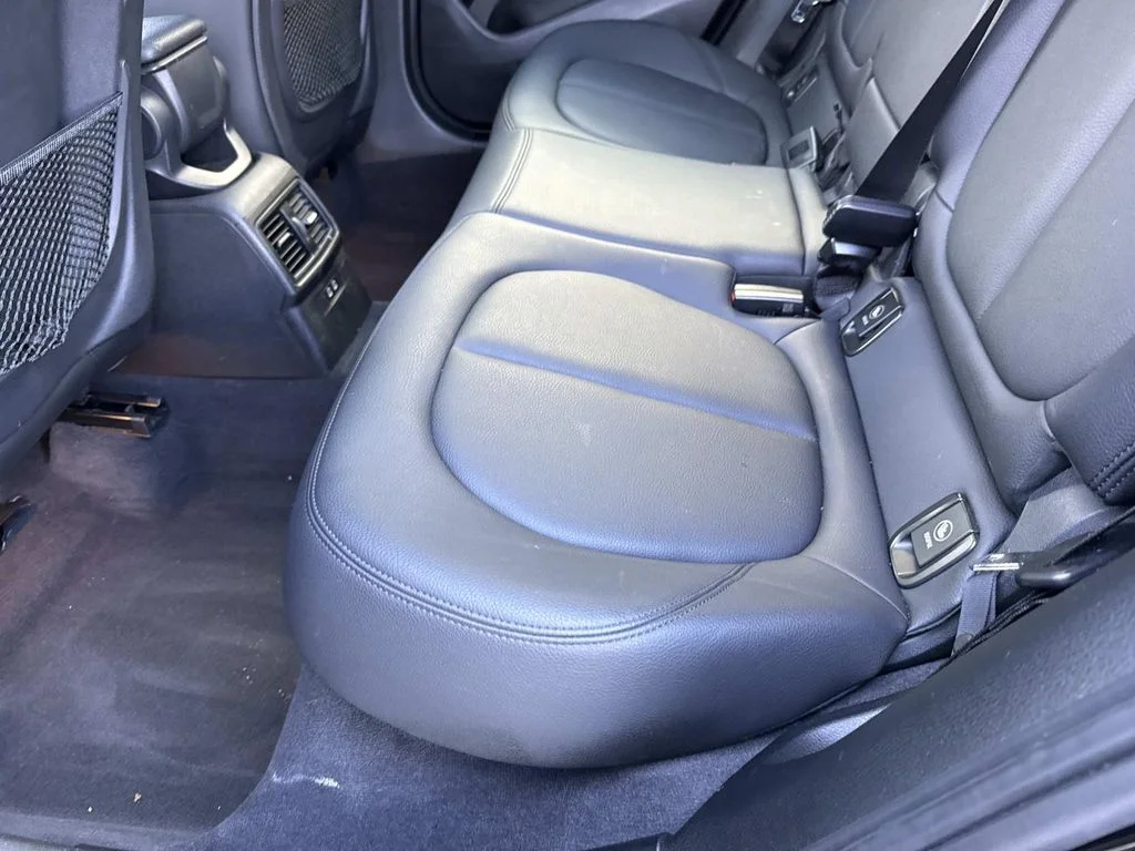 Used 2019 Black BMW sDrive28i image 16