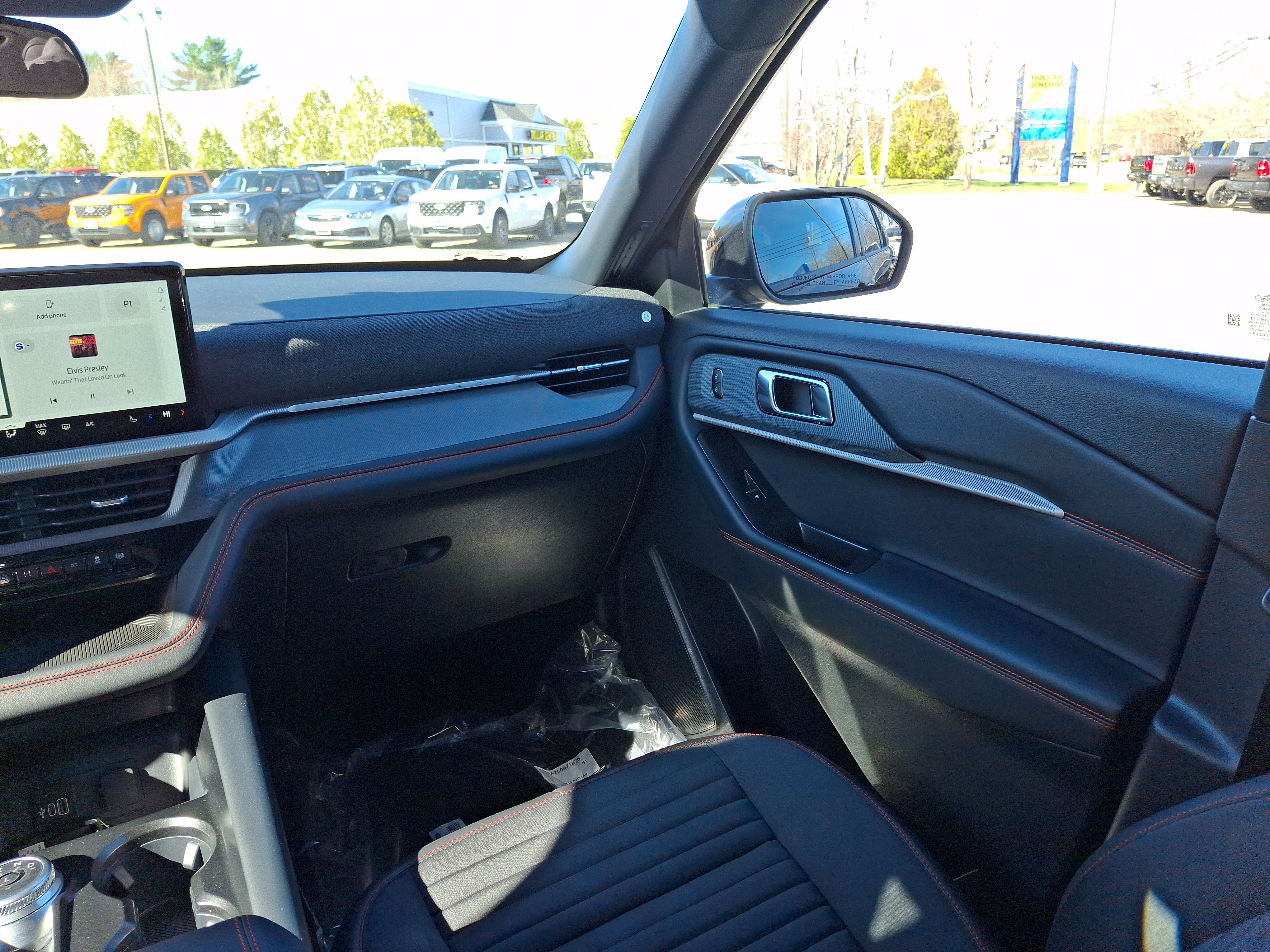 New 2026 Agate Black Metallic Ford ST-Line image 14
