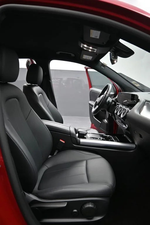 Used 2022  Mercedes-Benz GLA 250 image 13