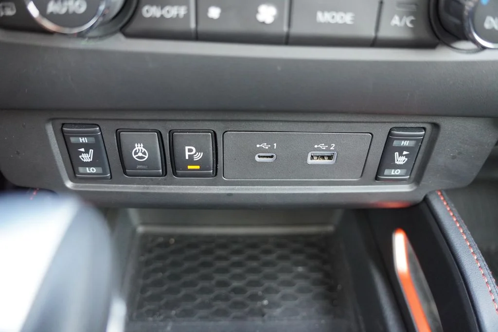 Used 2023 Glacier White Nissan PRO-4X image 7