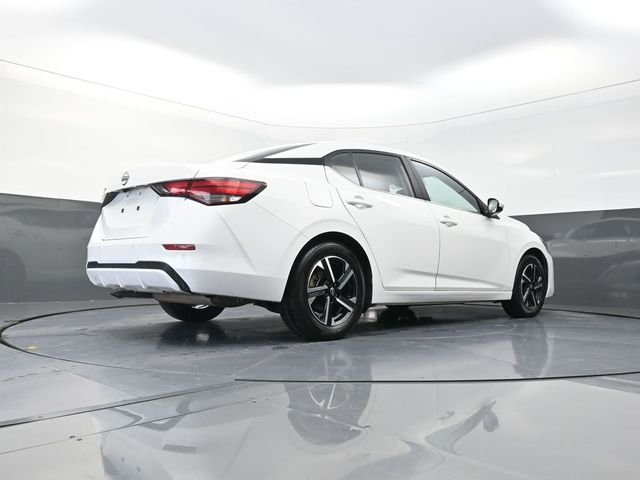 Used 2025 White Nissan SV image 37