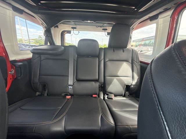 Used 2024 Red Jeep Sahara image 21