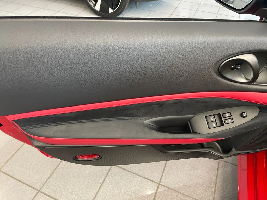 New 2026 Solid Red / Super Black Two-tone Nissan Performance image 10