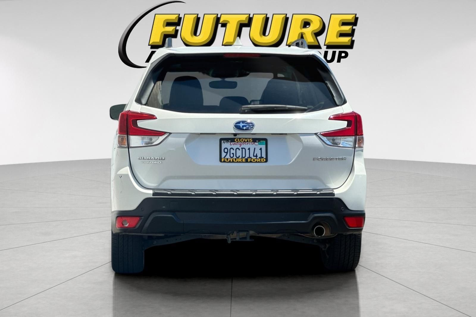 Used 2023 White Subaru Limited image 4