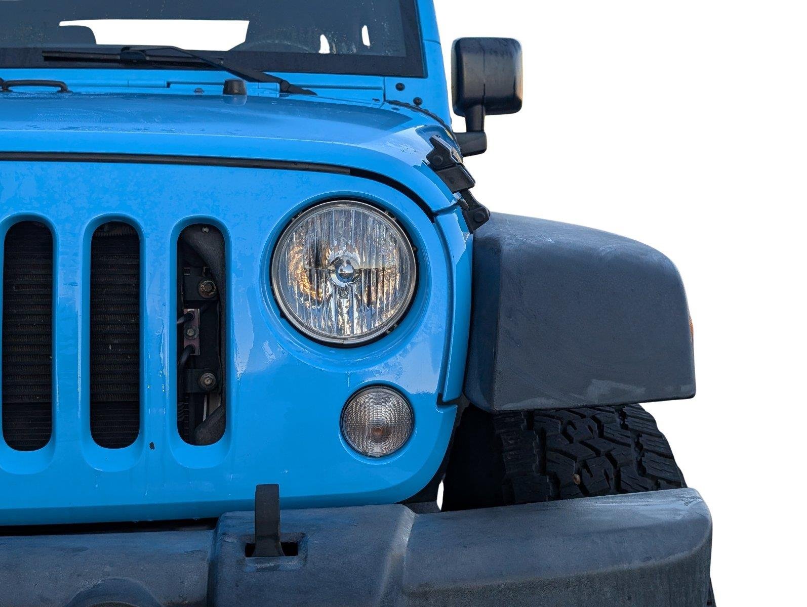 Used 2017 Chief Clearcoat Jeep Sport image 12