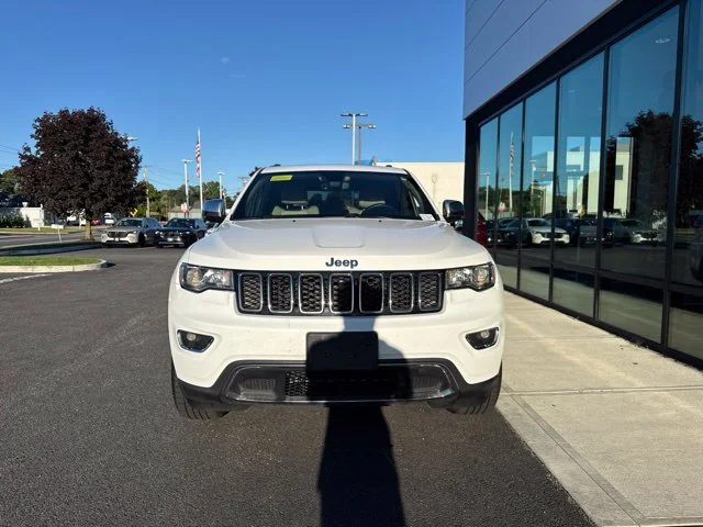Used 2019 White Jeep Limited image 7