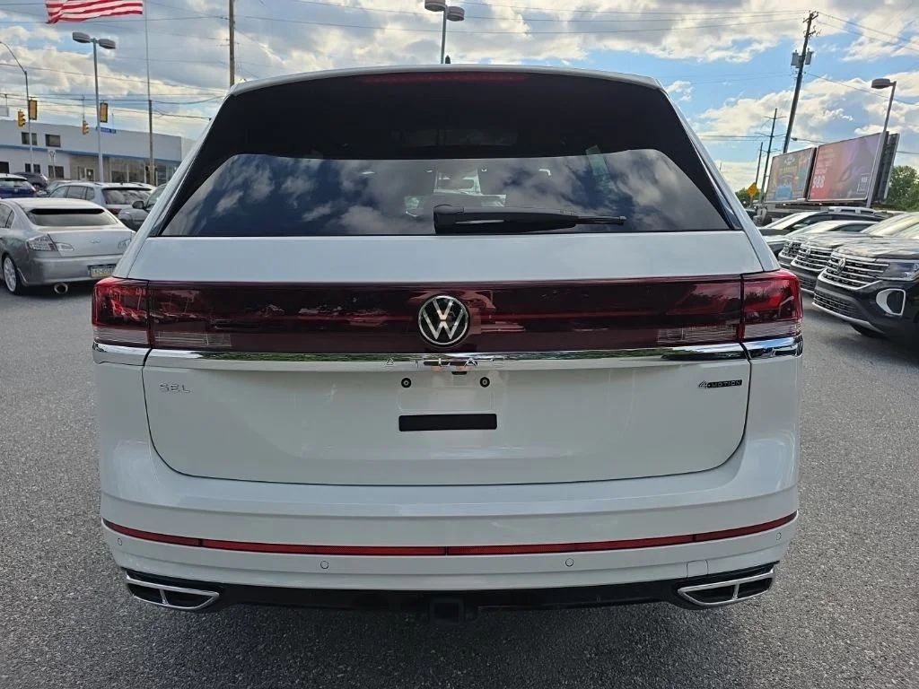 2026 Volkswagen Atlas SEL Premium R-Line - Photo 6