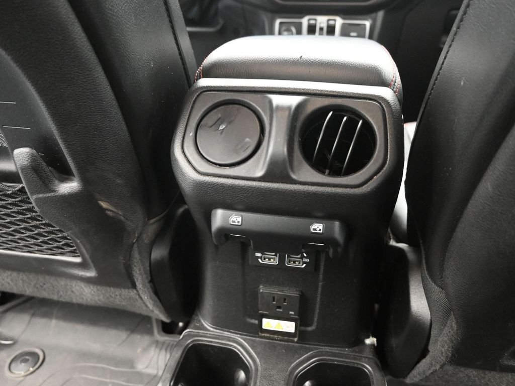 Used 2022 Blue Jeep Rubicon image 12